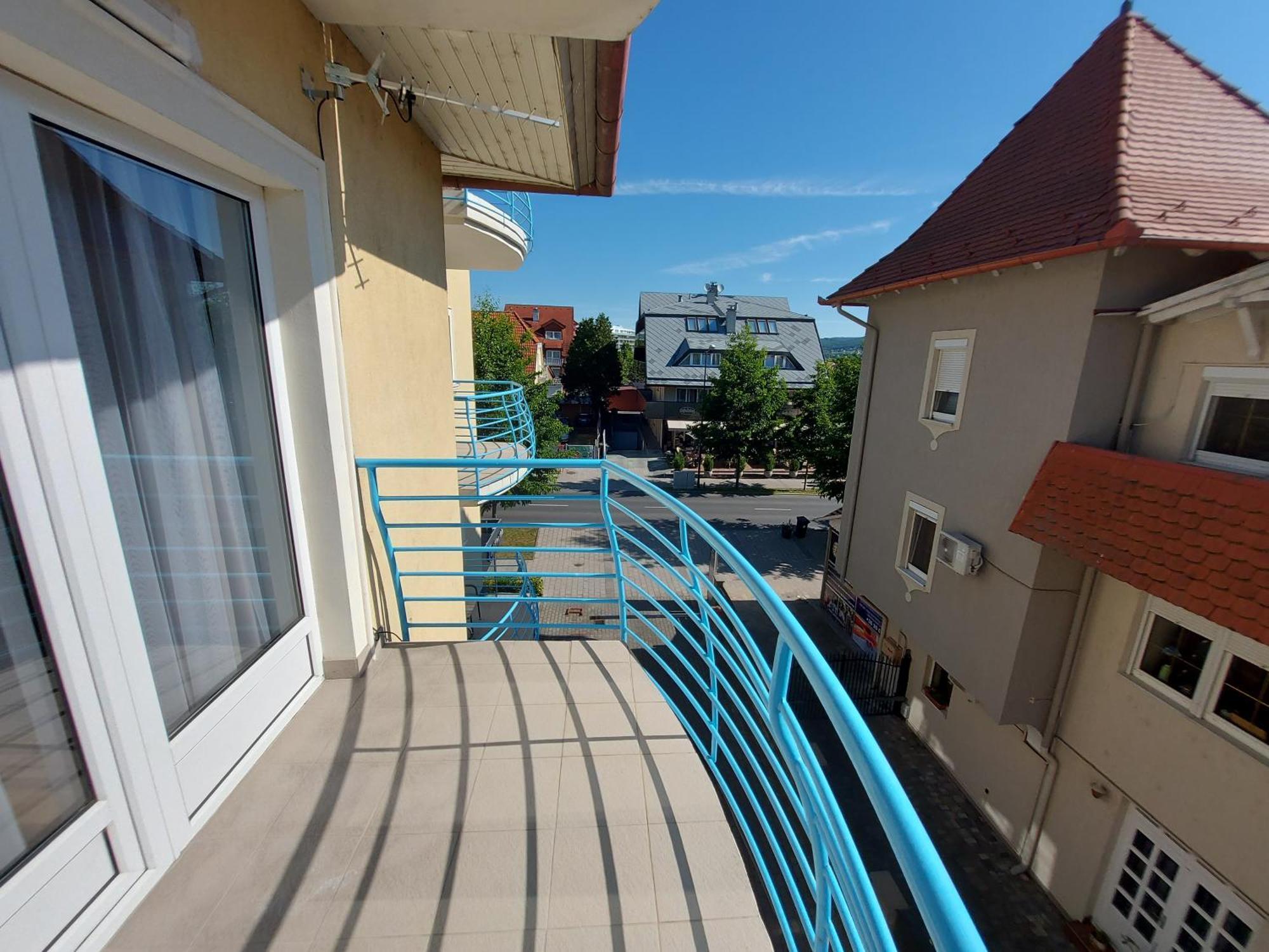 Cafe Relax Apartments Hévíz Eksteriør bilde
