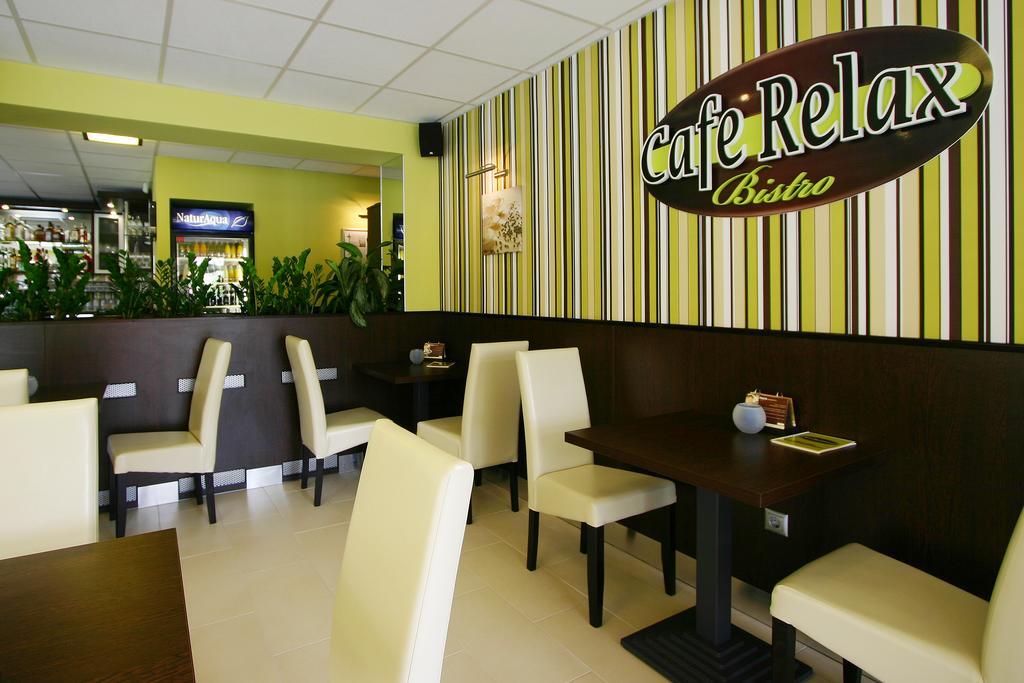 Cafe Relax Apartments Hévíz Eksteriør bilde